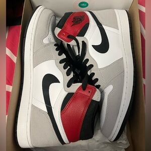 Air Jordan 1 retro, mens size 11, (used) used 2x, with box